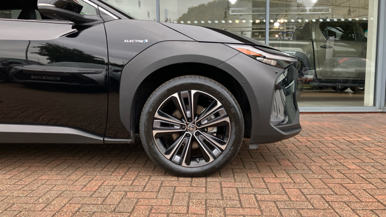 Toyota bZ4X 160kW Vision 71.4kWh 5dr Auto AWD [11kW] [Pan Rf] Electric Hatchback